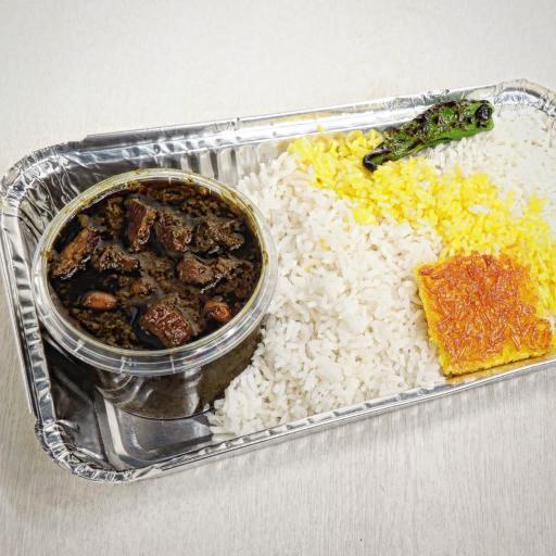 عکس تهیه غذای حامد (شعبه ۲)