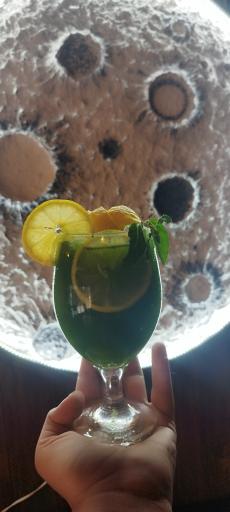 عکس کافه لئو