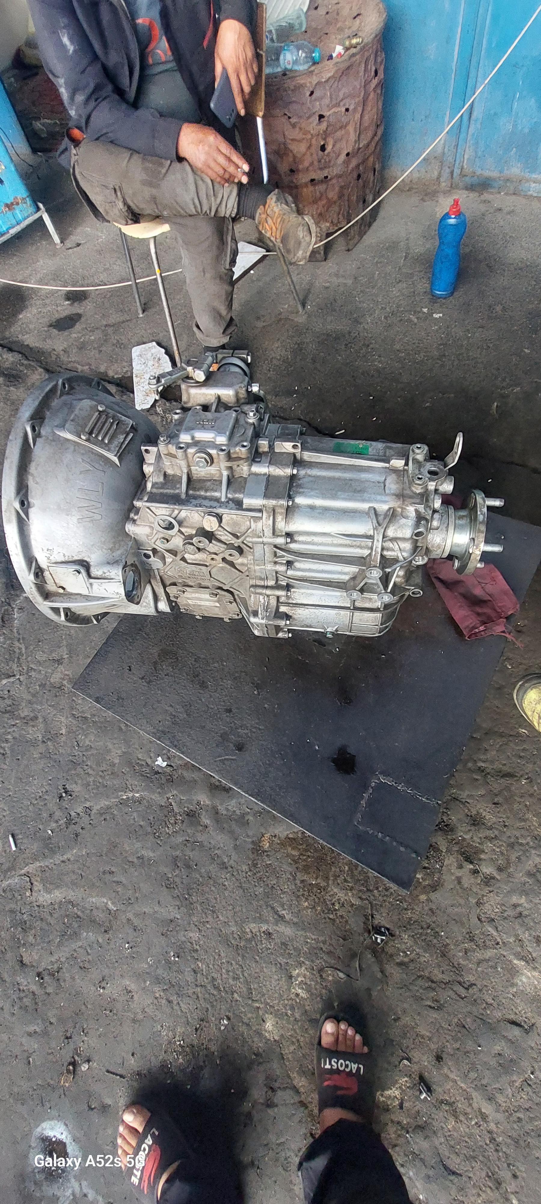 عکس سنگین تراشی و تراشکاری حسینی