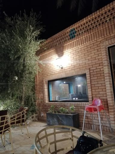 عکس رستوران باغ دالیا