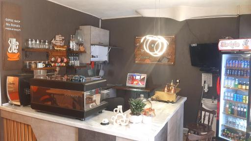 عکس کافه ما باحالا