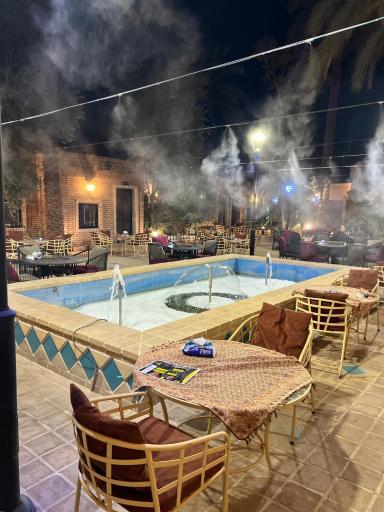 عکس عمارت باغ دالیا