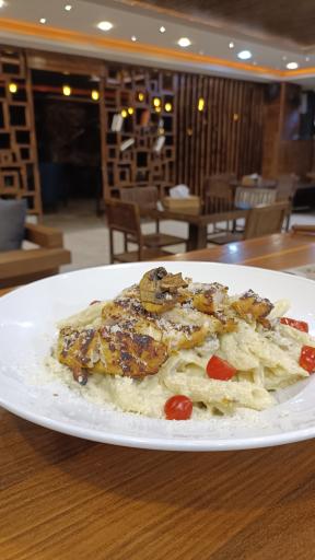 عکس کافه داریوش فولادشهر