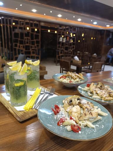 عکس کافه داریوش فولادشهر