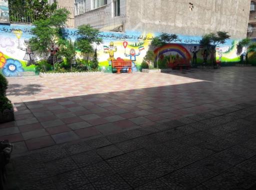 عکس دبستان غیردولتی دخترانه کودک پارسی