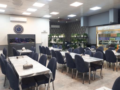 عکس رستوران جوجه طلایی