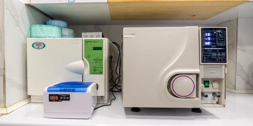 عکس مطب دندانپزشکی دکتر حسین باقری