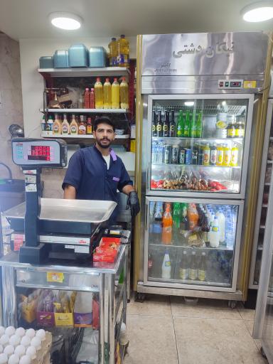 عکس  گوشت و مرغ مستر خروس 