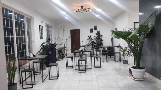 عکس کافه رستوران راموز