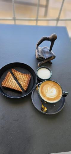 عکس کافه رستوران راموز