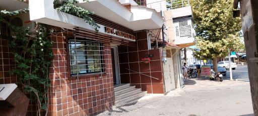 عکس آزمایشگاه تشخیص طبی  دکتر امیدواری