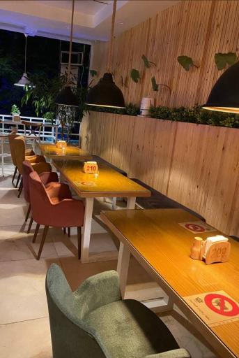 عکس رستوران آقا خان