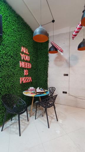 عکس پیتزا ساندویچ آتا