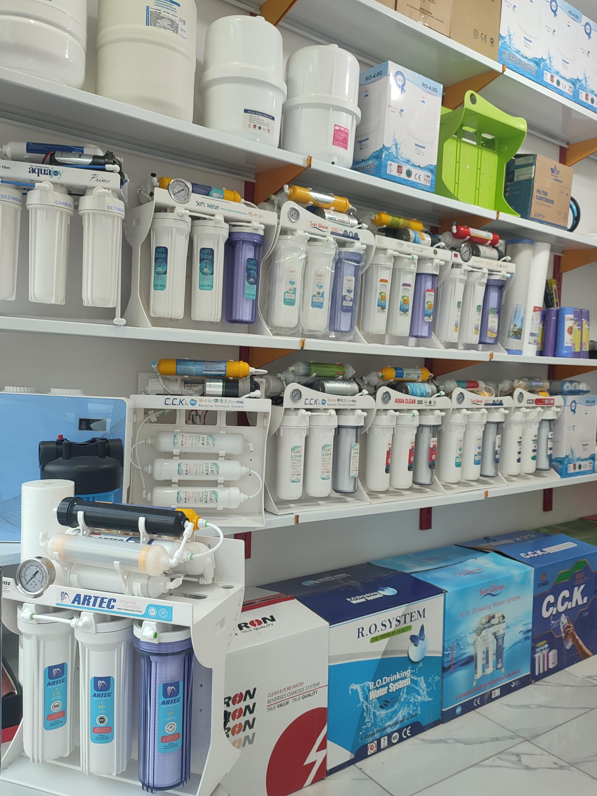 عکس فروشگاه تصفیه آب پویا