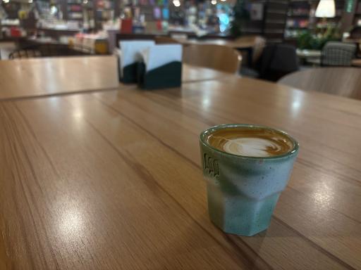 عکس شهر کتاب مرکزی