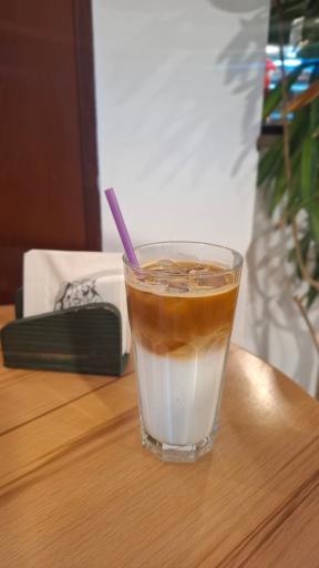 عکس شهر کتاب مرکزی