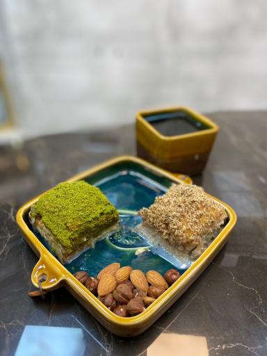 عکس رضا باقلوا