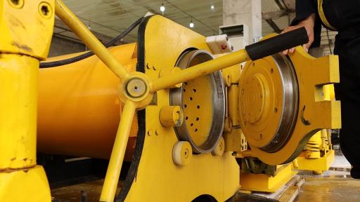 عکس قالیشویی علی