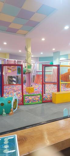 عکس خانه بازی بوم بوم