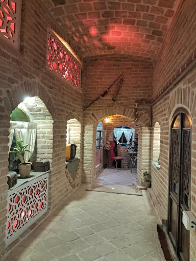 عکس اقامتگاه و سرای سنتی حاج لطف اله