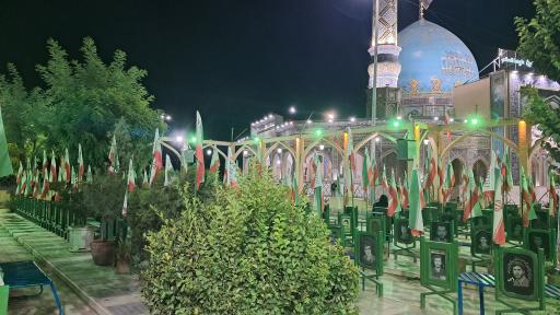 عکس گلزار شهدا امامزاده طاهر