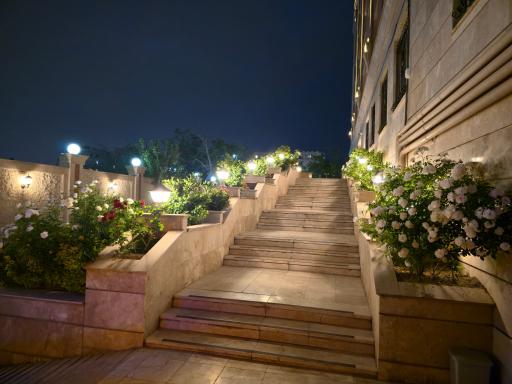 عکس ساختمان راد