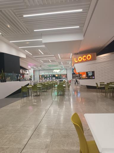 عکس فود کورت سپید