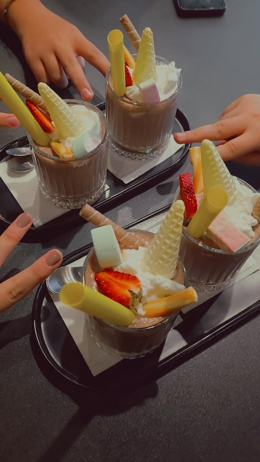 عکس کافه رستوران لازارو