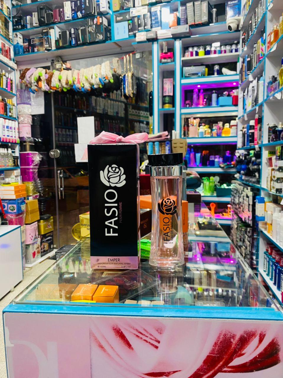 عکس گالری زیبایی مک