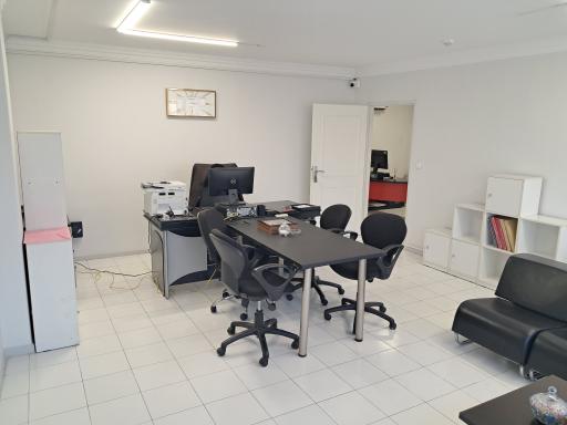 عکس دارالترجمه رسمی گاردین 