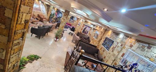 عکس سفره خانه سنتی عرشیا