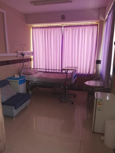 عکس بیمارستان چشم پزشکی خاتم الانبیا