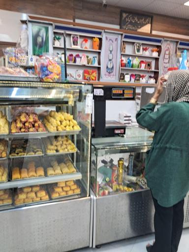عکس شیرینی فروشی سیستانی