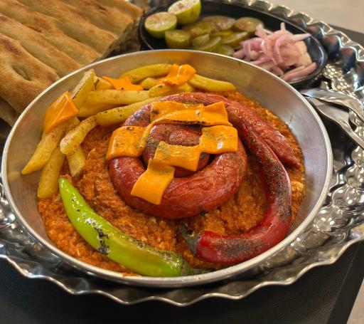 عکس کافه صبحانه چی