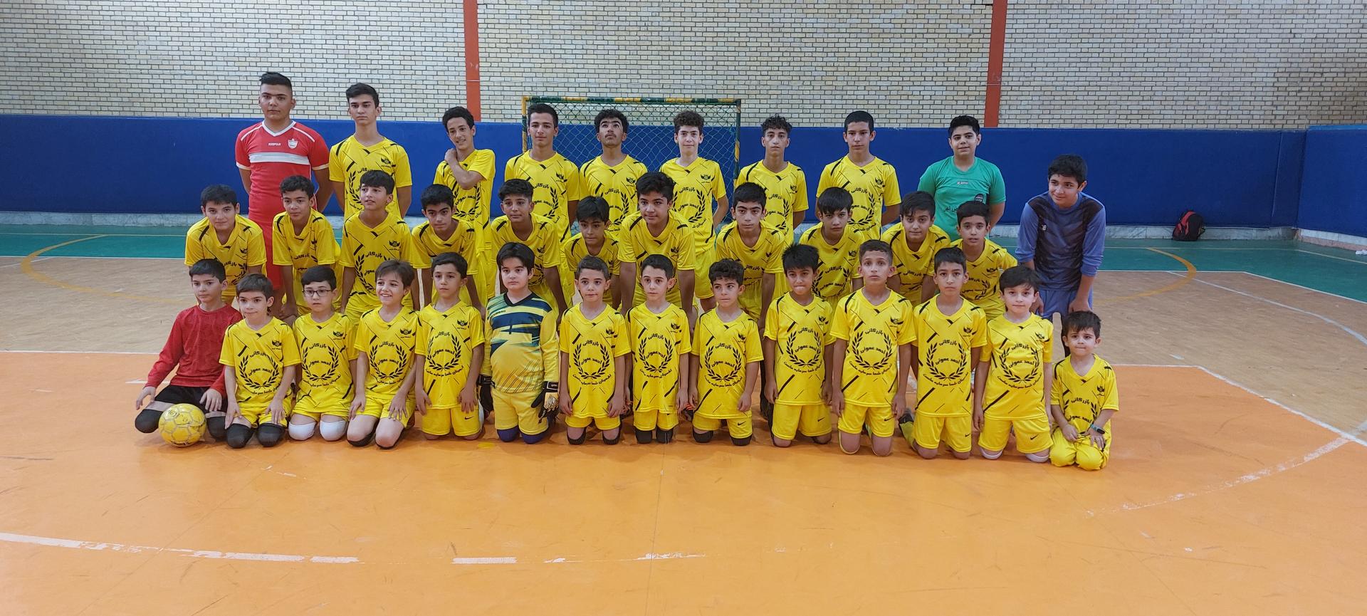 عکس باشگاه استعداد نوین 