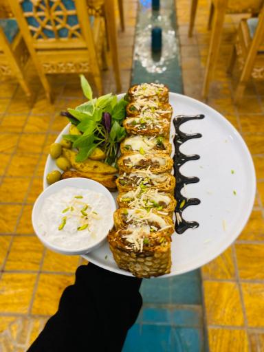 رستوران عمارت فخریه