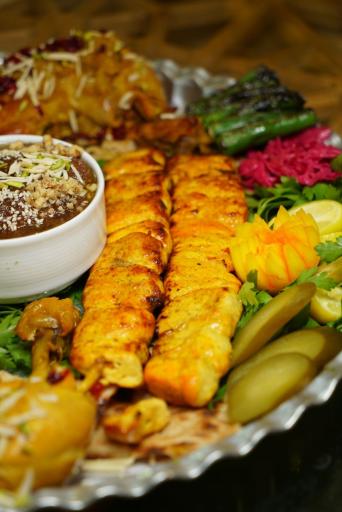 رستوران عمارت فخریه