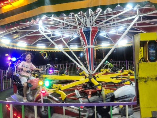 شهربازی ارم سبز