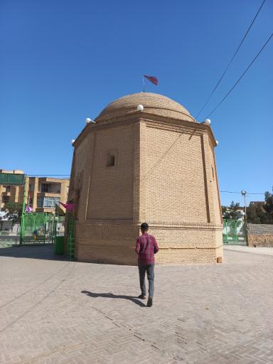 عکس امامزاده جعفر و محمد دامغان