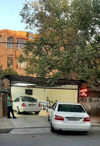 عکس کارشناسی تشخیص رنگ حسام