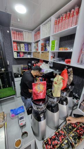 عکس لوکافه شعبه دوم