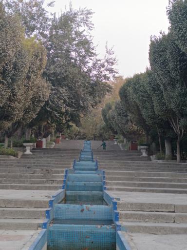 عکس بوستان نیاوران درب جنوبی