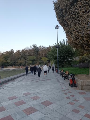 عکس بوستان نیاوران درب جنوبی