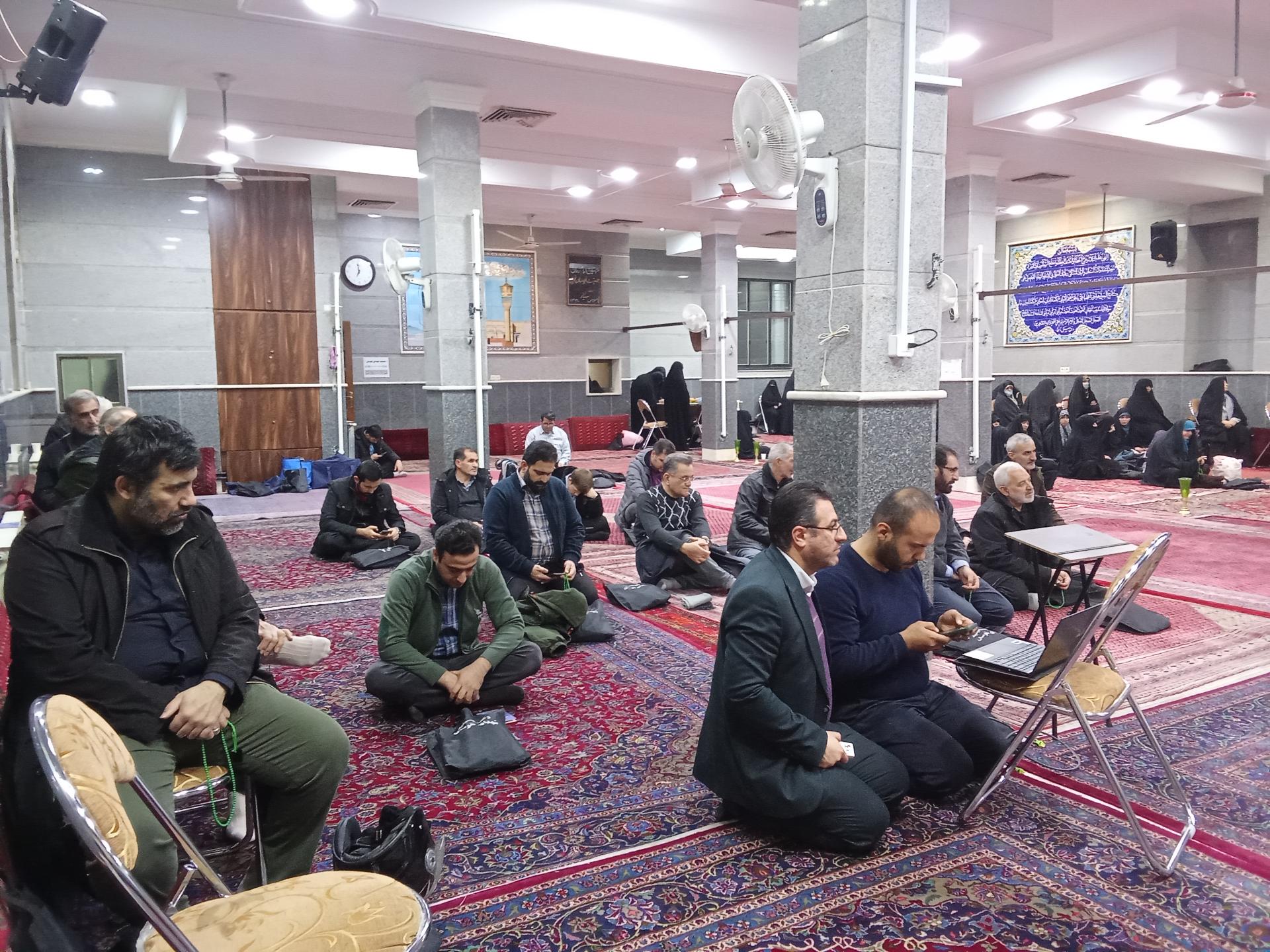 عکس حسینیه چهارده معصوم قره قانیهای مقیم تهران