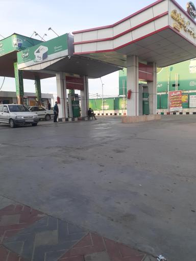 عکس جایگاه دلند (بنزین و CNG)