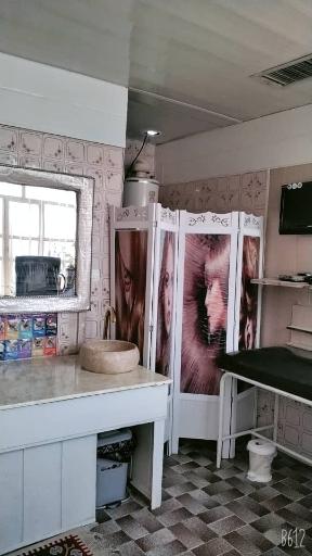 عکس آموزشگاه آرایشگر ی نیوشا