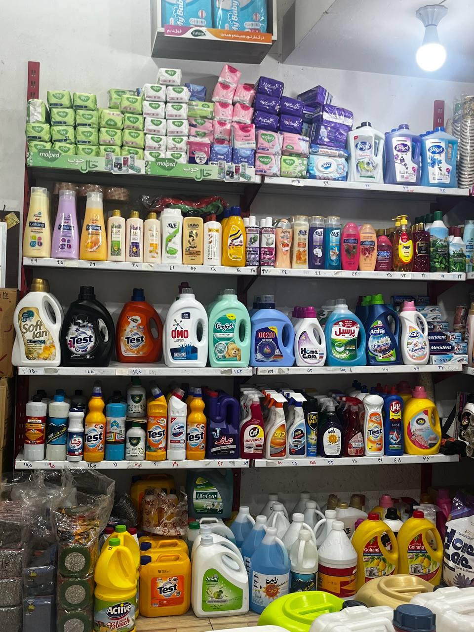 عکس ظروف یکبار مصرف و شوینده بهداشتی