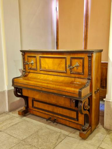 عکس موزه نگارخانه