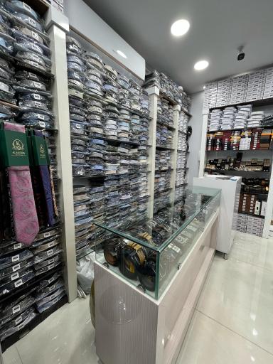 عکس کت و شلوار شیک پوشان رشت