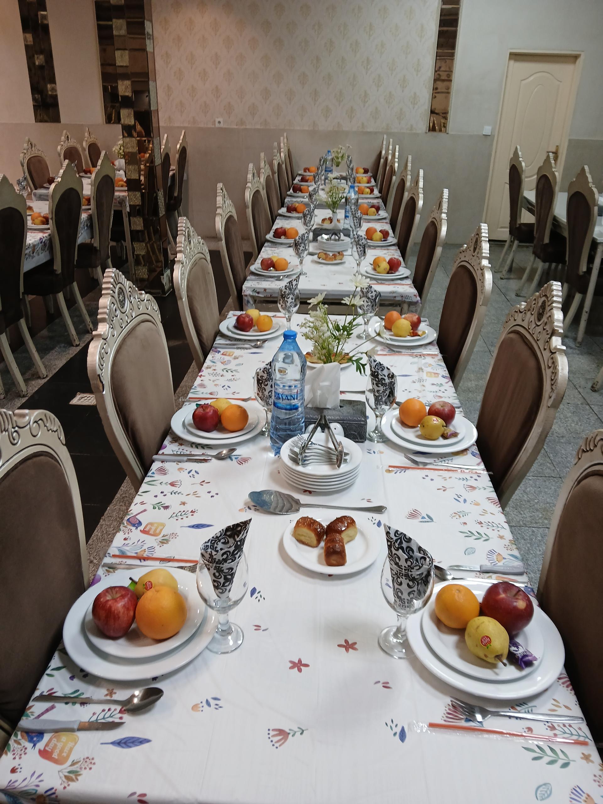 عکس باغ رستوران ساحل